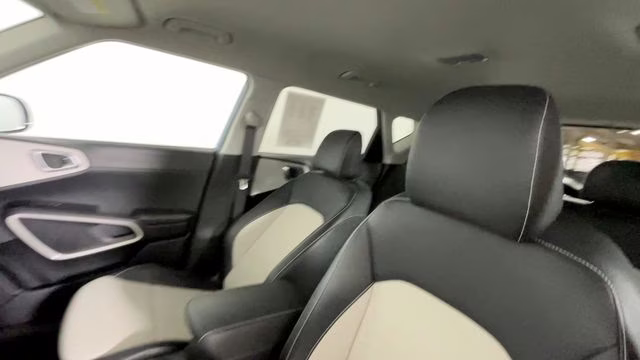 2023 Surf Blue w/Black Roof Kia Soul GT-Line FWD Hatchback
