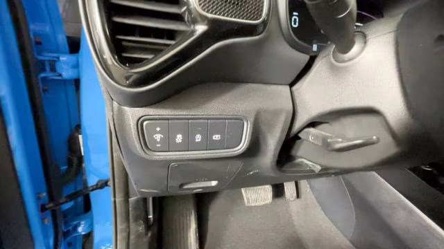 2023 Surf Blue w/Black Roof Kia Soul GT-Line FWD Hatchback