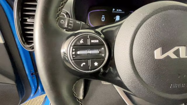 2023 Surf Blue w/Black Roof Kia Soul GT-Line FWD Hatchback