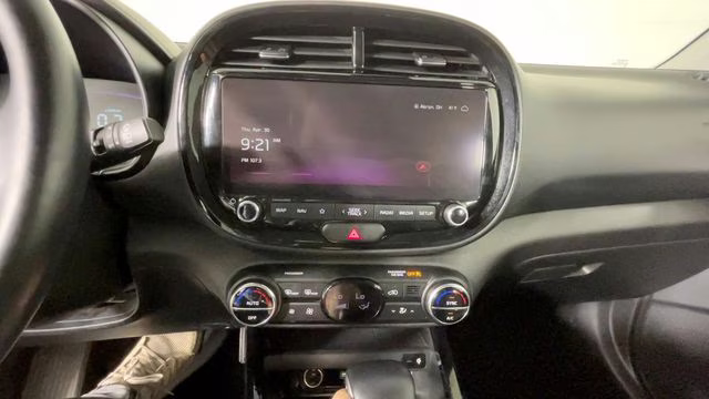 2023 Surf Blue w/Black Roof Kia Soul GT-Line FWD Hatchback