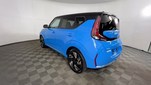 2023 Surf Blue w/Black Roof Kia Soul GT-Line FWD Hatchback
