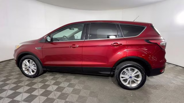 2017 Ruby Red Metallic Ford Escape SE FWD SUV