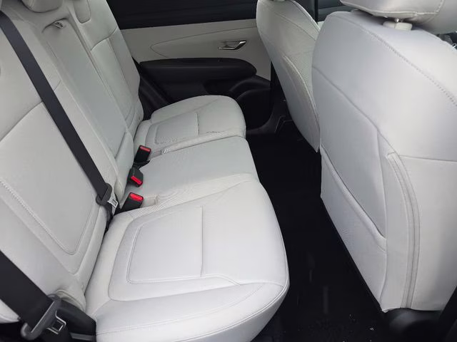 2026 Phantom Black Hyundai Tucson SE AWD SUV