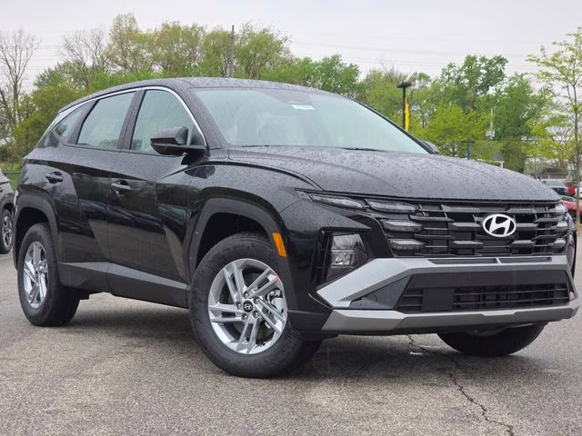 2026 Phantom Black Hyundai Tucson SE AWD SUV