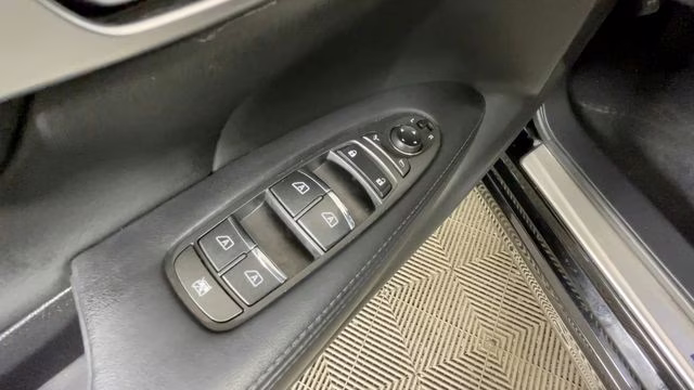 2017 Black Obsidian Infiniti Q70L 3.7X AWD Sedan
