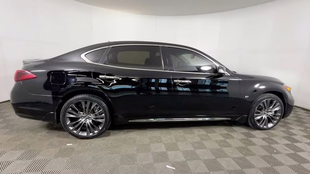 2017 Black Obsidian Infiniti Q70L 3.7X AWD Sedan