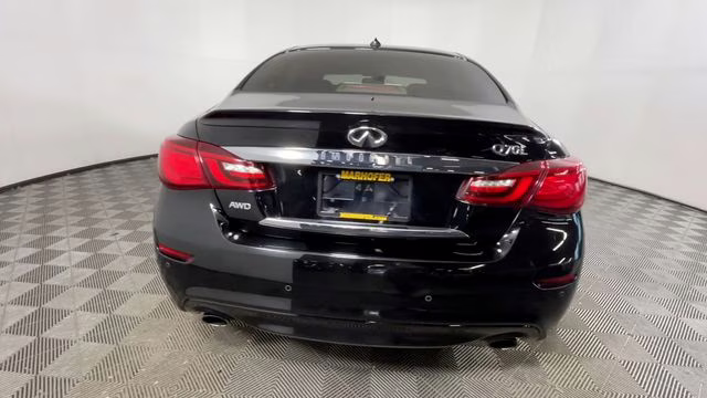 2017 Black Obsidian Infiniti Q70L 3.7X AWD Sedan