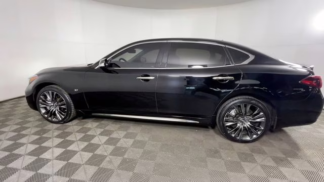 2017 Black Obsidian Infiniti Q70L 3.7X AWD Sedan