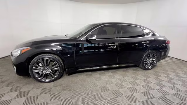 2017 Black Obsidian Infiniti Q70L 3.7X AWD Sedan