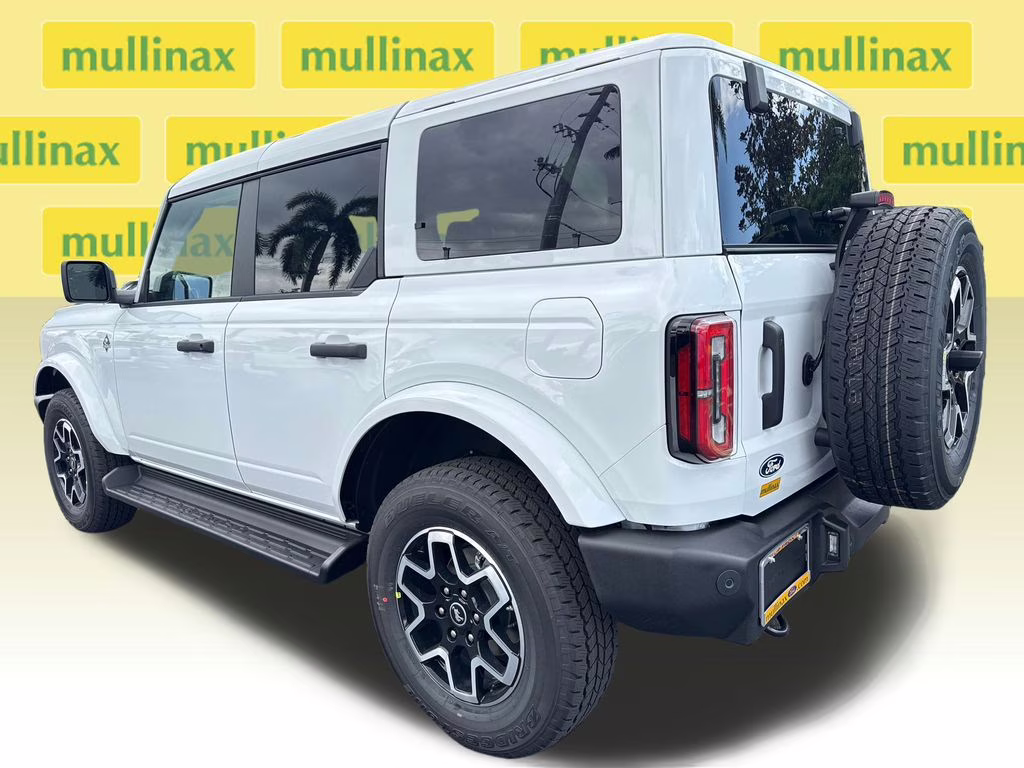 2026 Oxford White Ford Bronco Outer Banks 4X4 SUV