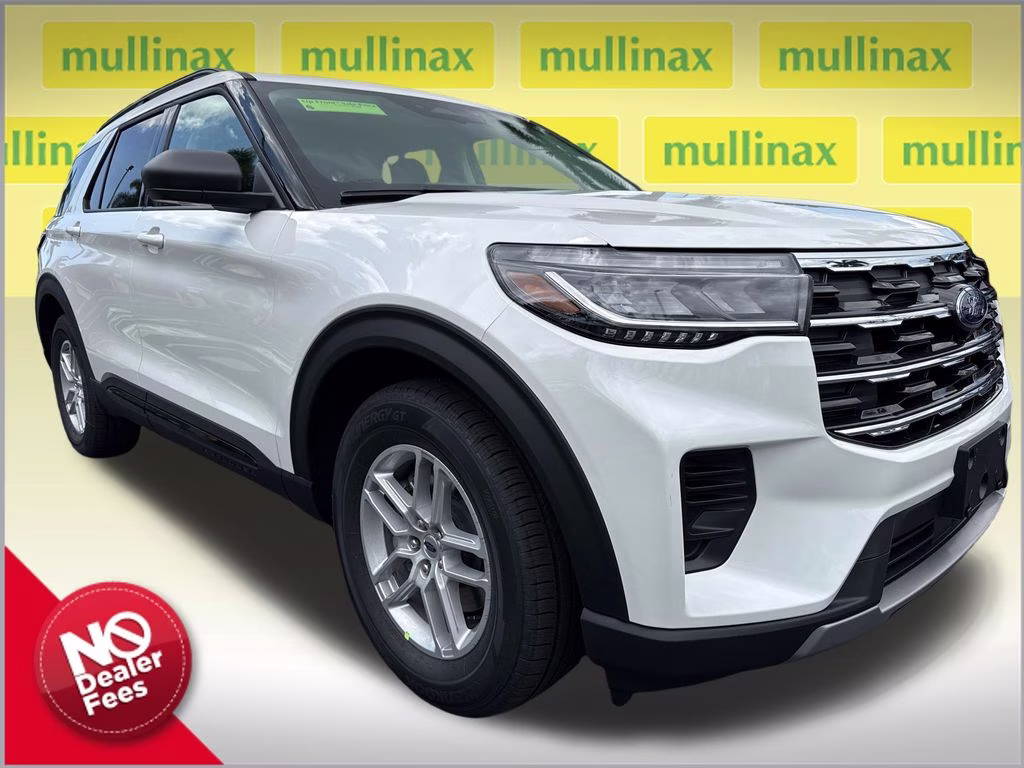 2026 Star White Metallic Tri-Coat Ford Explorer Active RWD SUV
