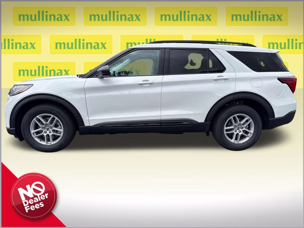2026 Star White Metallic Tri-Coat Ford Explorer Active RWD SUV