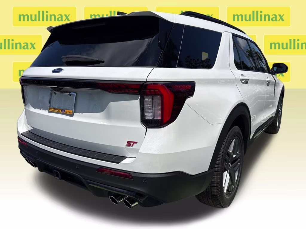 2026 Star White Metallic Tri-Coat Ford Explorer ST RWD SUV