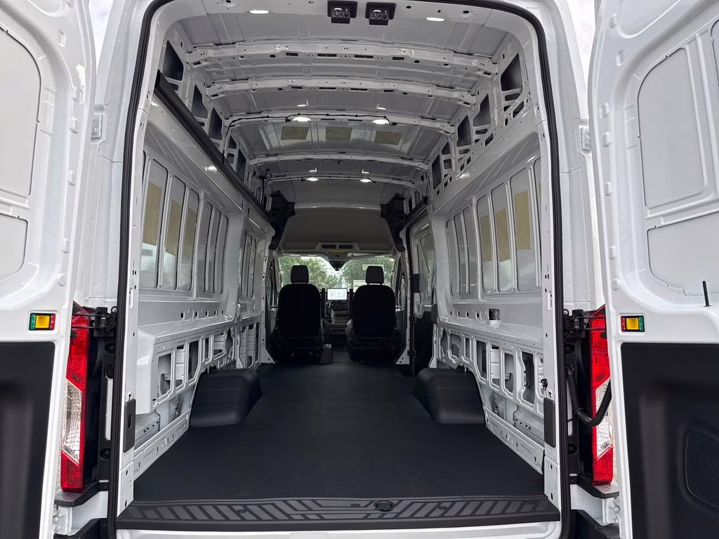 2026 Oxford White Ford Transit-350 Base RWD Van