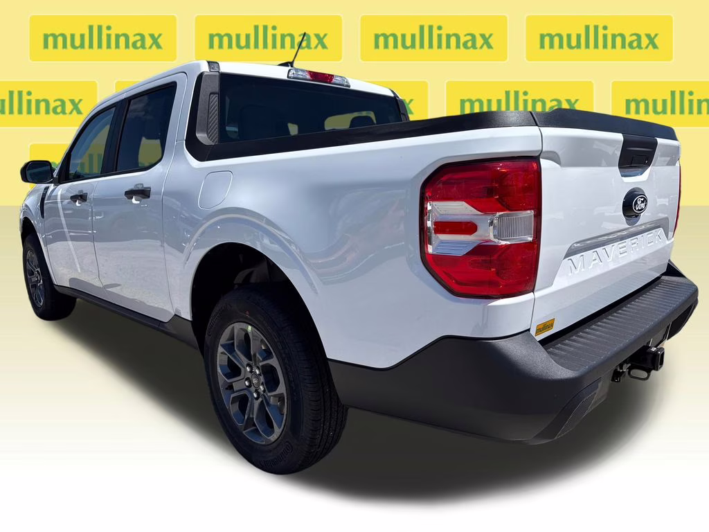 2026 Oxford White Ford Maverick XLT FWD Truck