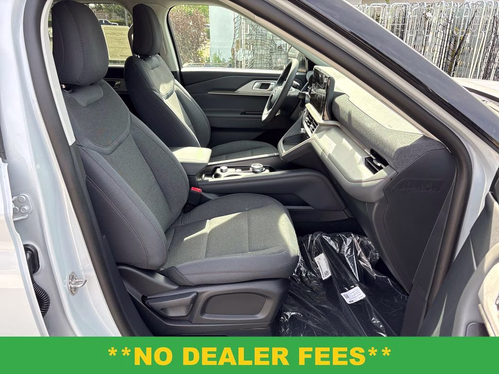 2026 Space White Metallic Ford Explorer Active RWD SUV