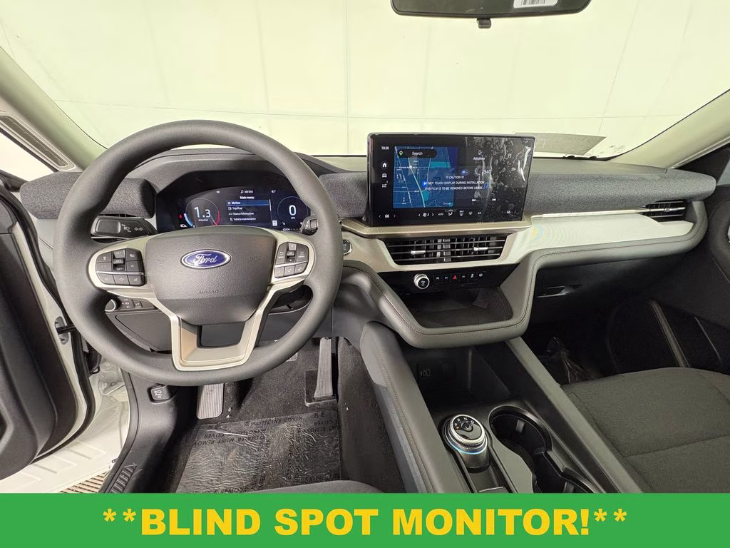 2026 Star White Metallic Tri-Coat Ford Explorer Active RWD SUV