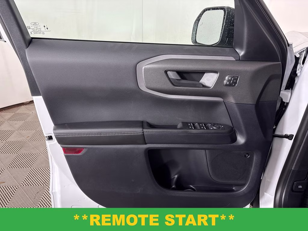 2026 Oxford White Ford Bronco Sport Outer Banks 4X4 SUV