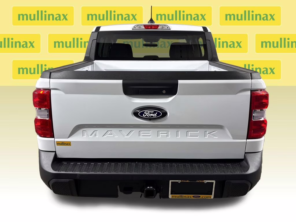2026 Oxford White Ford Maverick XLT FWD Truck