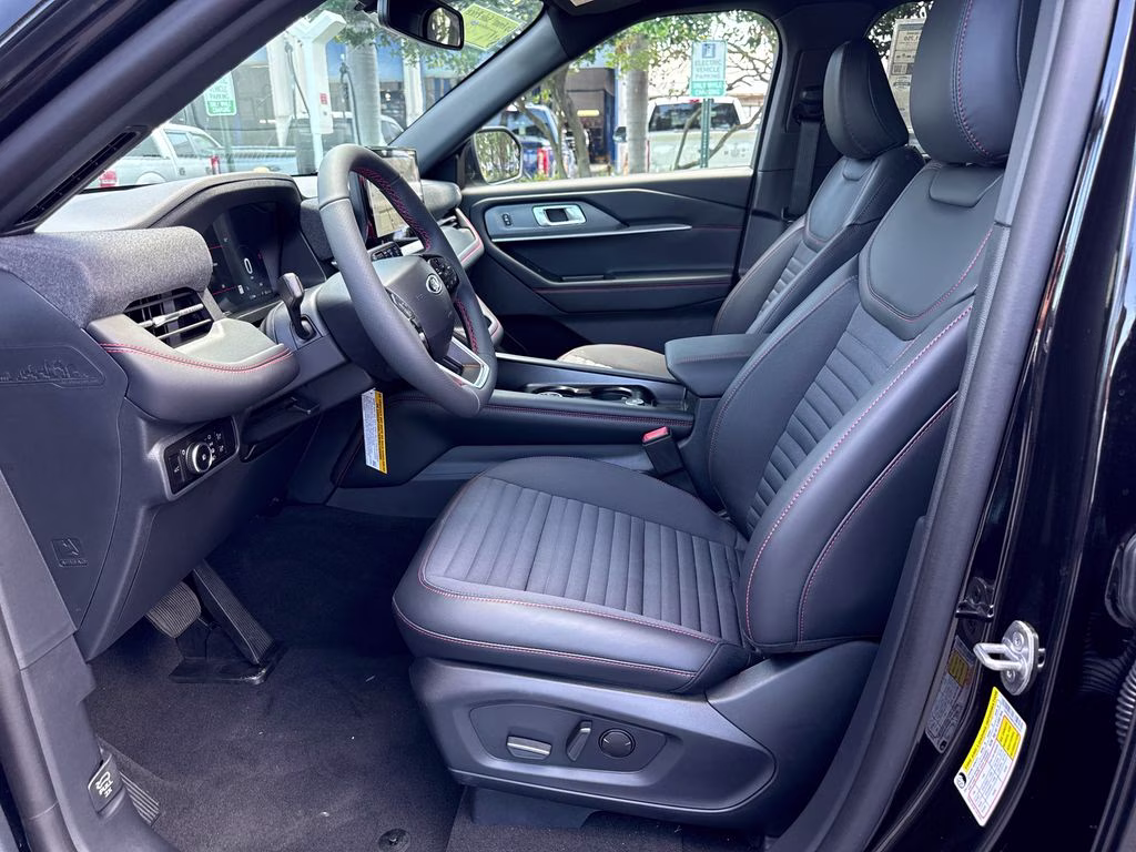 2026 Agate Black Metallic Ford Explorer ST-Line RWD SUV