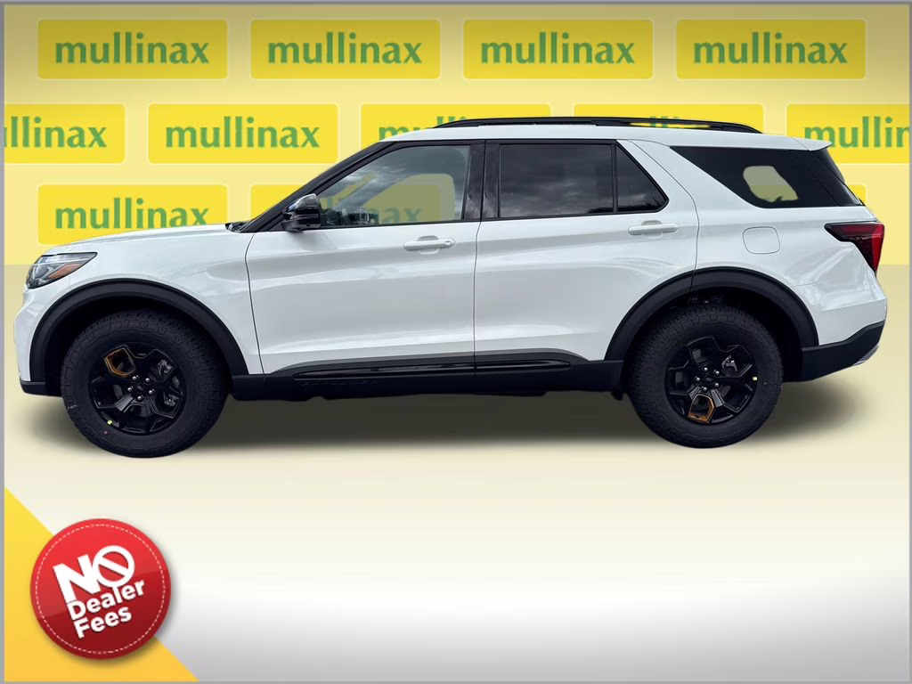 2026 Star White Metallic Tri-Coat Ford Explorer Tremor 4X4 SUV