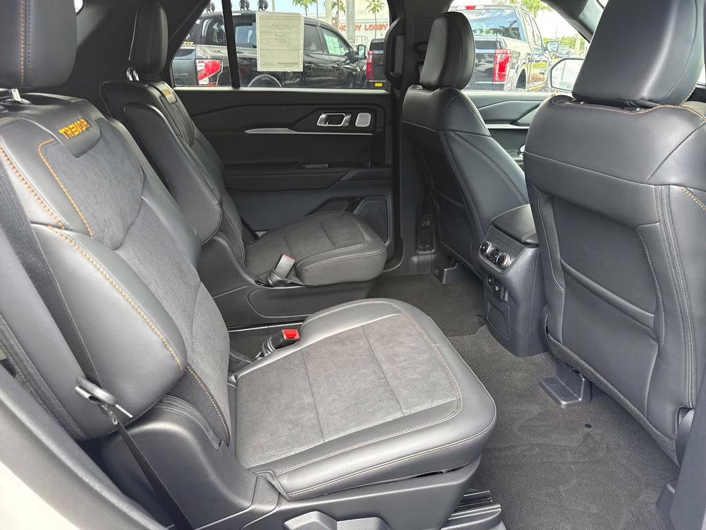 2026 Star White Metallic Tri-Coat Ford Explorer Tremor 4X4 SUV