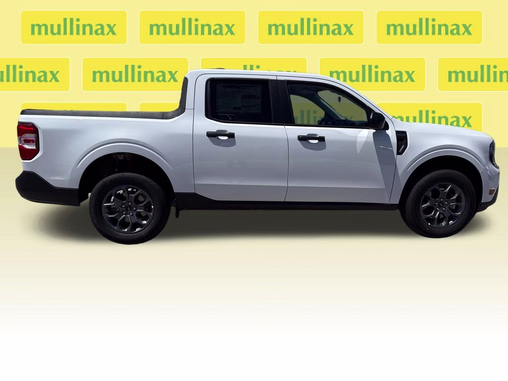 2026 Oxford White Ford Maverick XLT FWD Truck