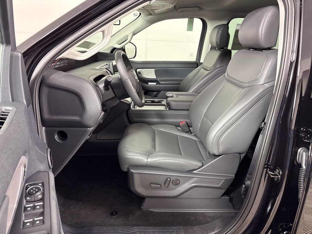 2026 Agate Black Metallic Ford Expedition Max Active RWD SUV