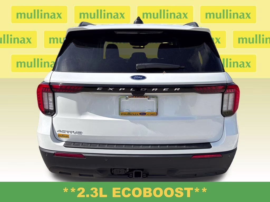 2026 Star White Metallic Tri-Coat Ford Explorer Active RWD SUV