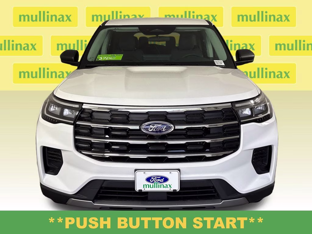 2026 Star White Metallic Tri-Coat Ford Explorer Active RWD SUV