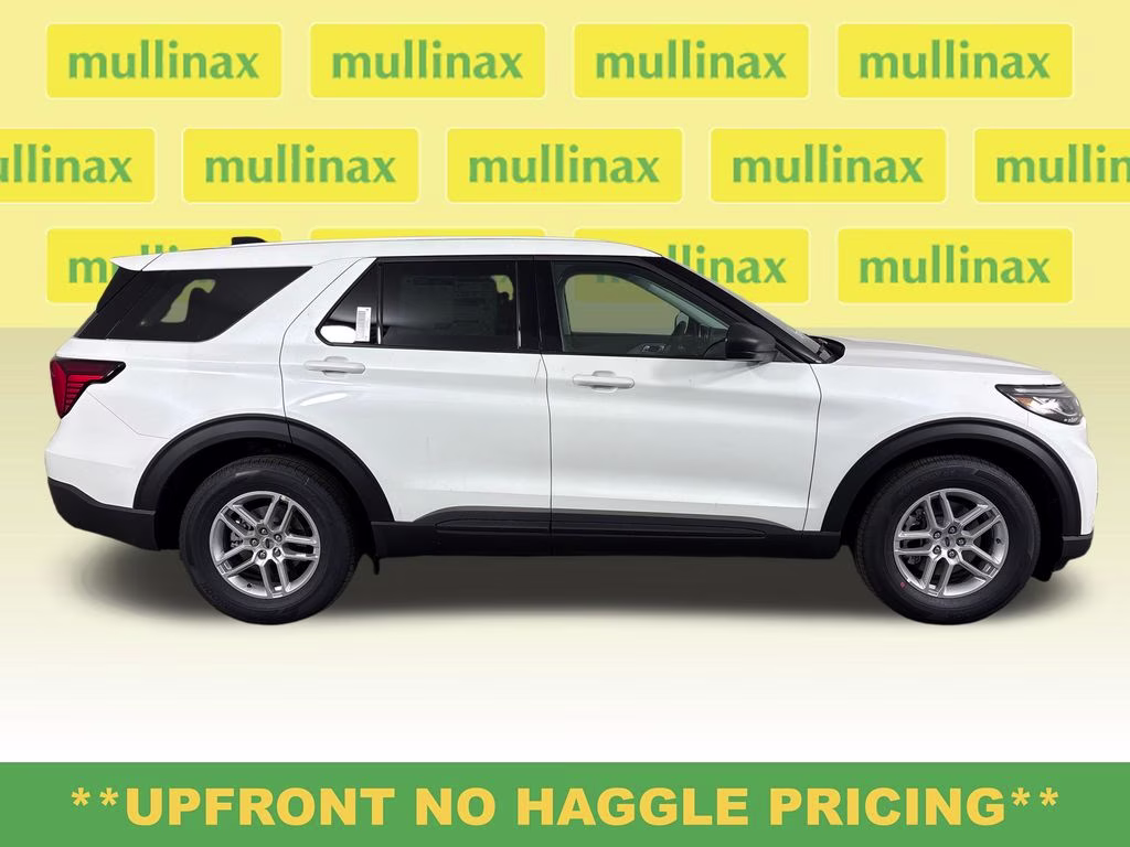 2026 Star White Metallic Tri-Coat Ford Explorer Active RWD SUV