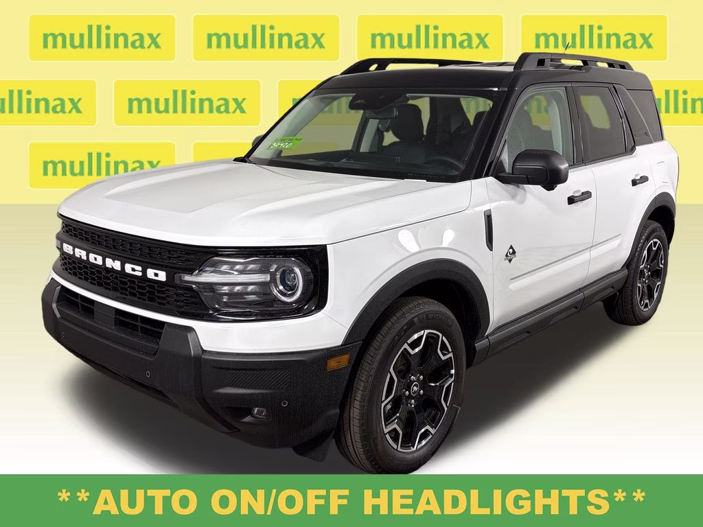 2026 Oxford White Ford Bronco Sport Outer Banks 4X4 SUV