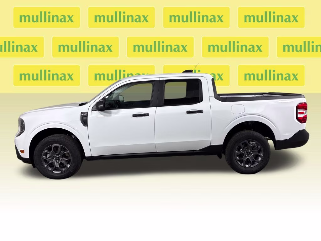 2026 Oxford White Ford Maverick XLT FWD Truck