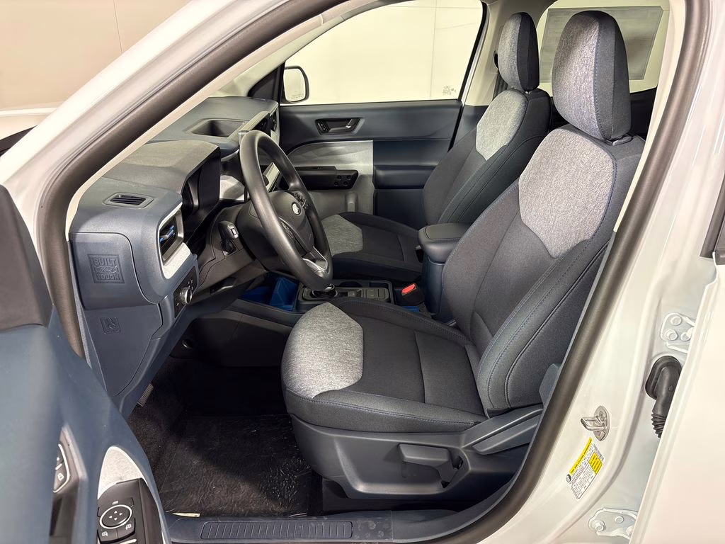 2026 Oxford White Ford Maverick XLT FWD Truck