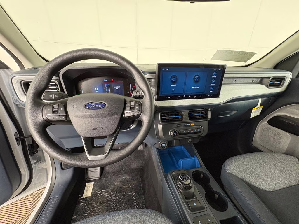 2026 Oxford White Ford Maverick XLT FWD Truck