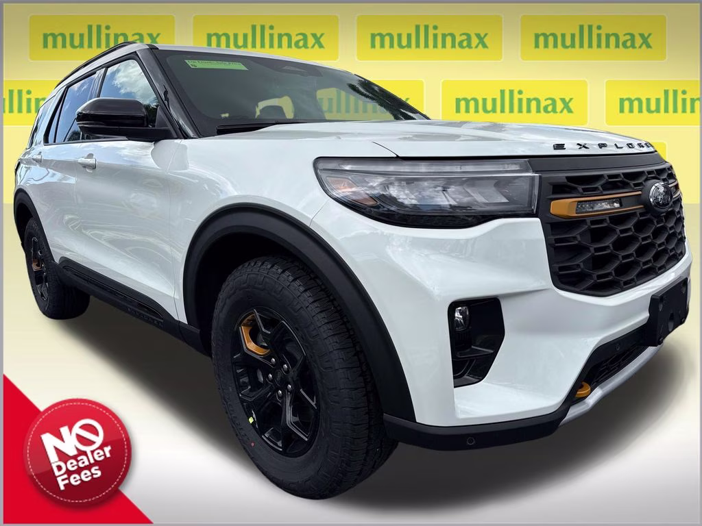 2026 Star White Metallic Tri-Coat Ford Explorer Tremor 4X4 SUV