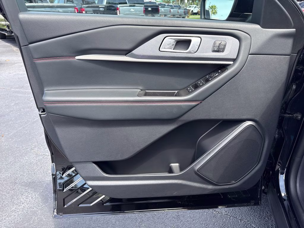 2026 Agate Black Metallic Ford Explorer ST-Line RWD SUV