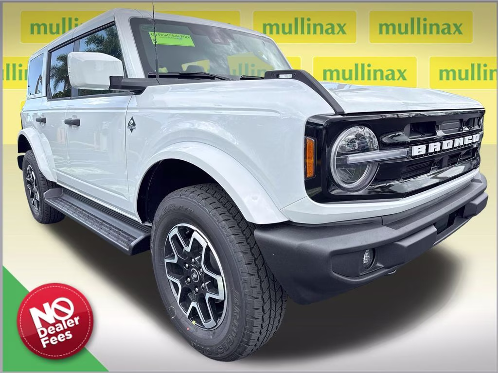 2026 Oxford White Ford Bronco Outer Banks 4X4 SUV