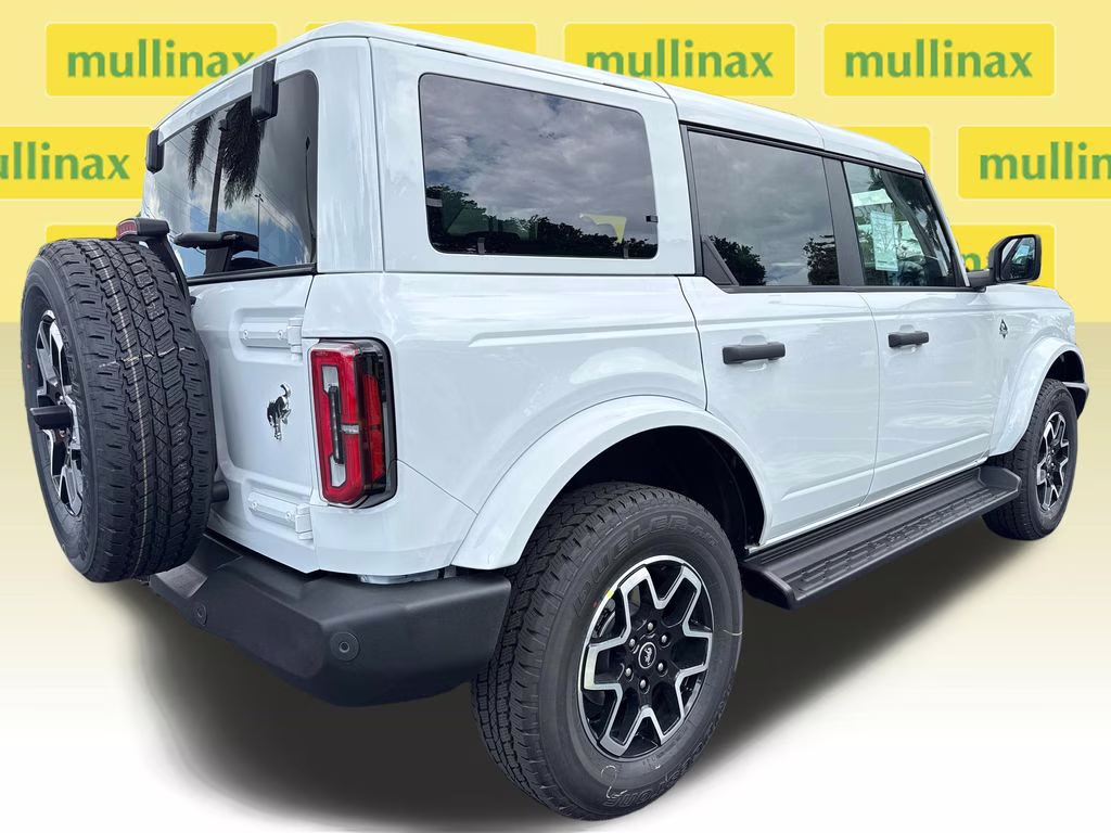 2026 Oxford White Ford Bronco Outer Banks 4X4 SUV
