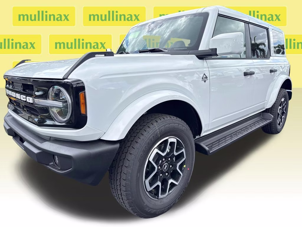 2026 Oxford White Ford Bronco Outer Banks 4X4 SUV