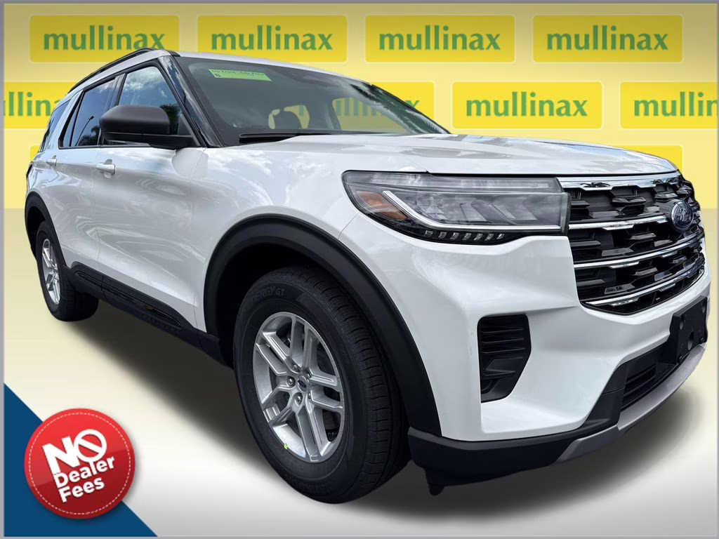2026 Star White Metallic Tri-Coat Ford Explorer Active RWD SUV
