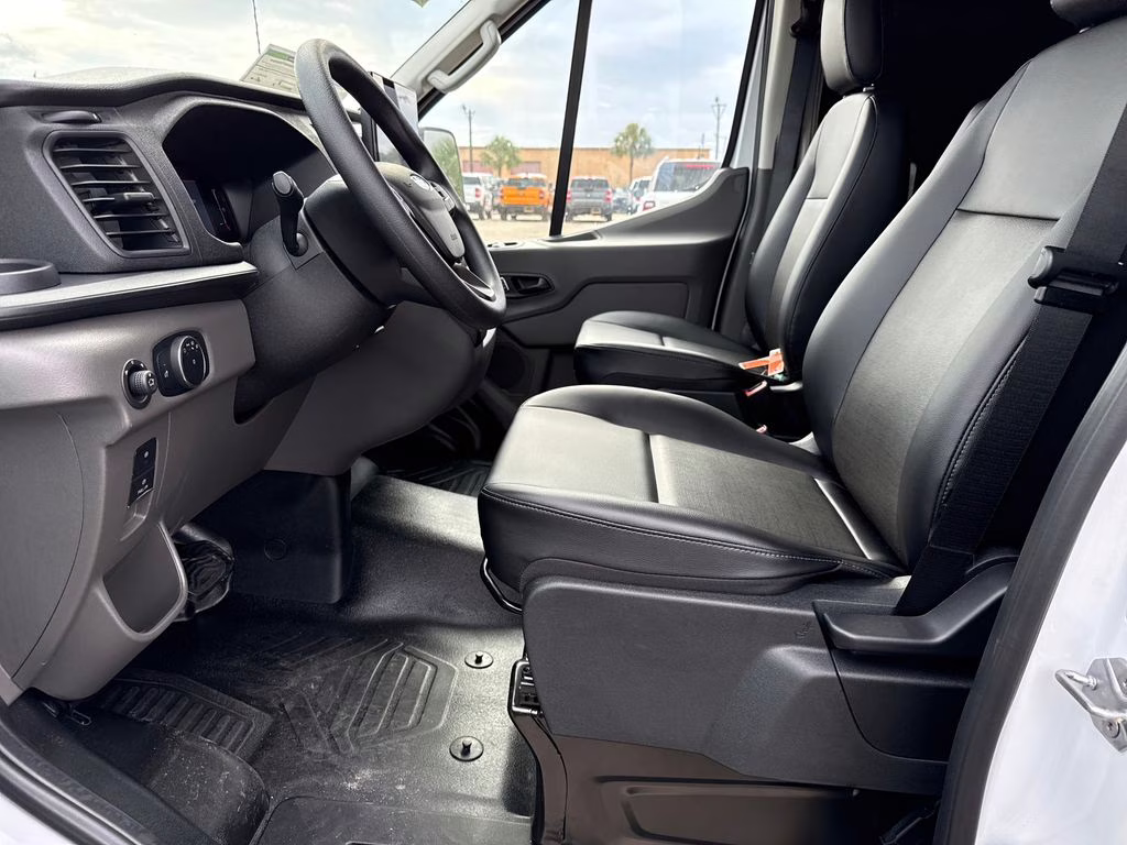 2026 Oxford White Ford Transit-250 Base RWD Van