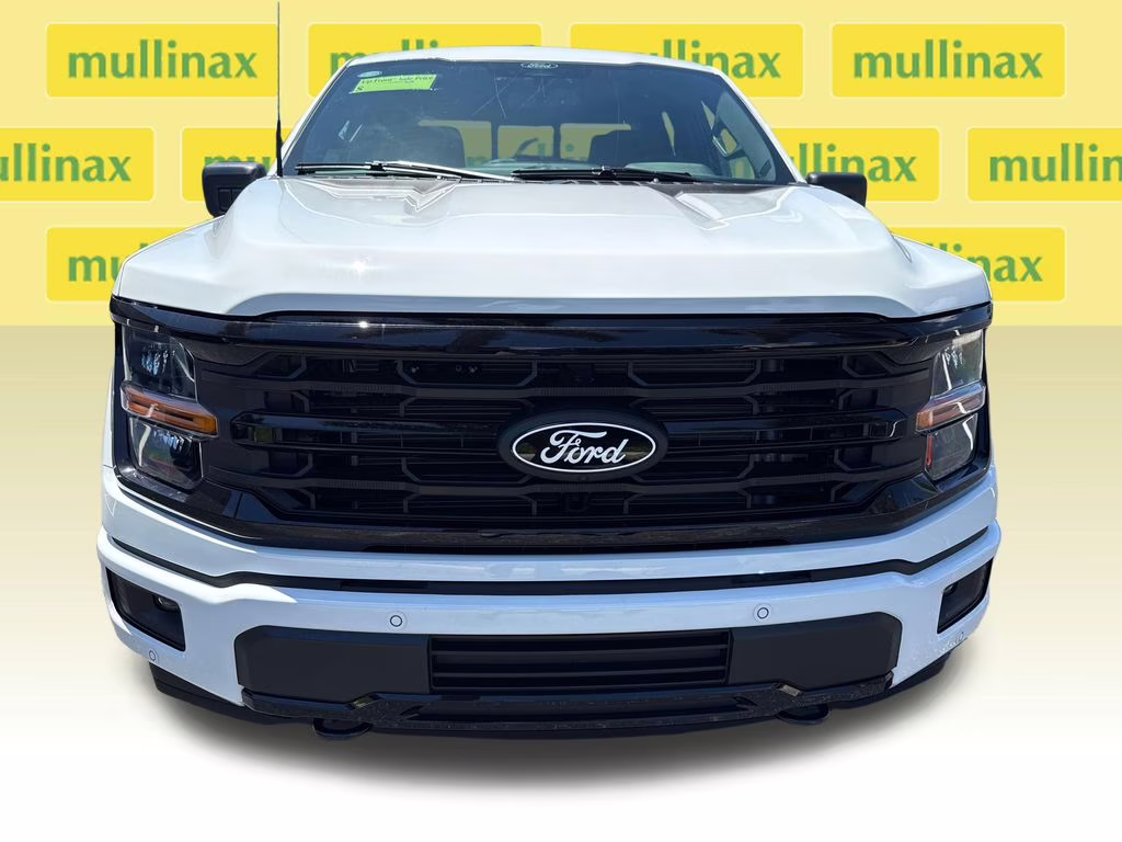 2026 Oxford White Ford F-150 XLT 4X4 Truck