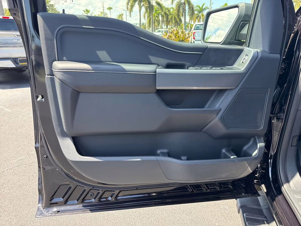 2026 Agate Black Metallic Ford F-150 XLT 4X4 Truck