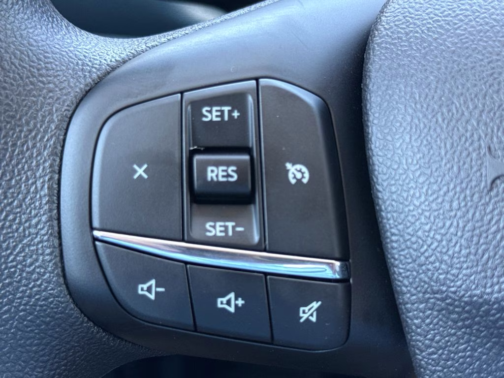 2026 Oxford White Ford Maverick XLT FWD Truck