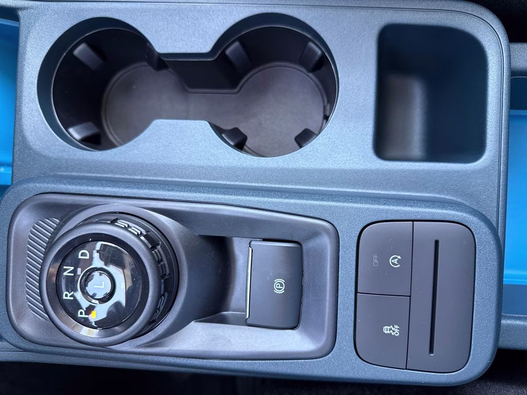 2026 Oxford White Ford Maverick XLT FWD Truck