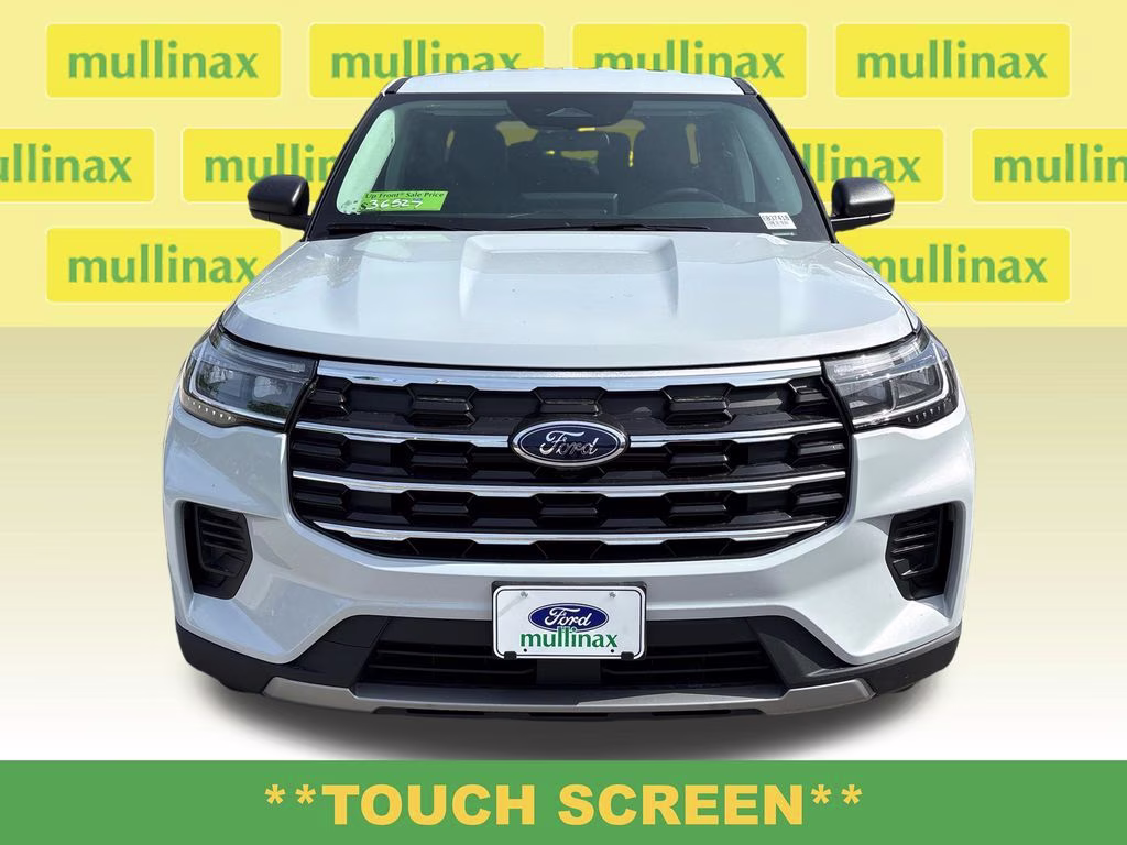 2026 Space White Metallic Ford Explorer Active RWD SUV