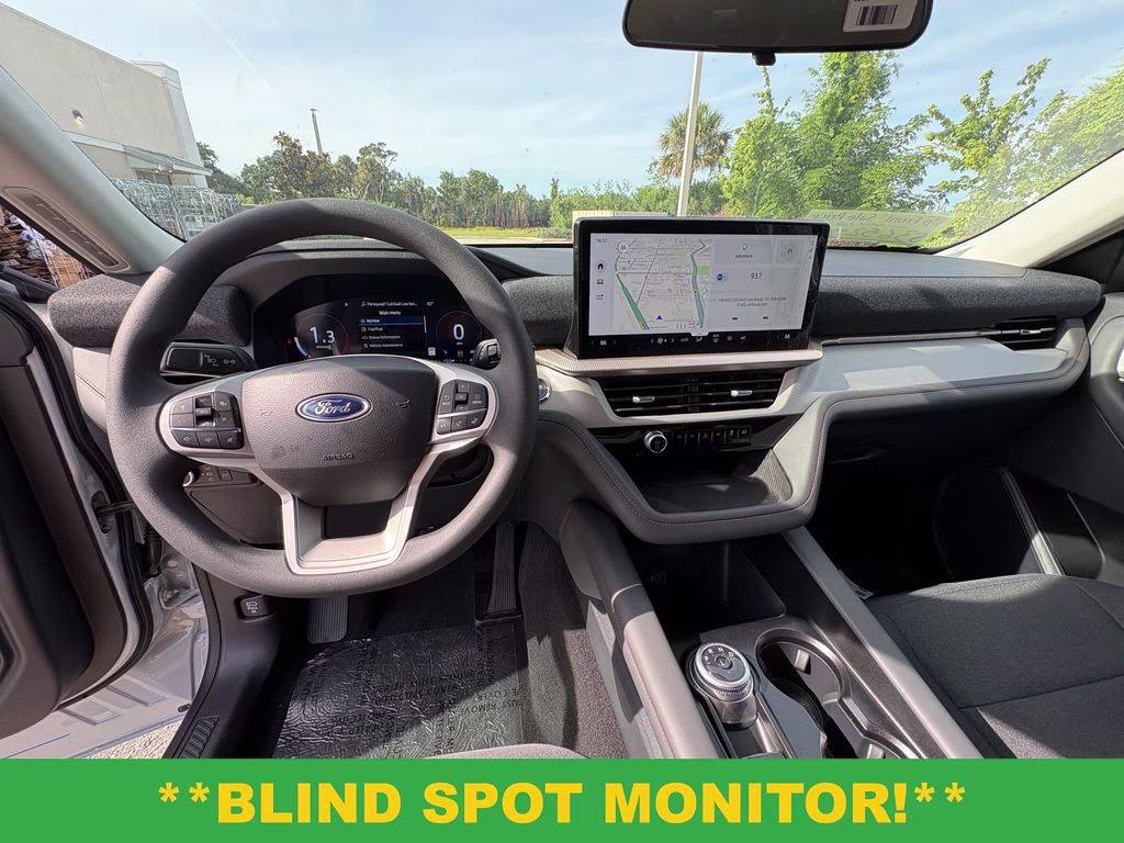 2026 Space White Metallic Ford Explorer Active RWD SUV