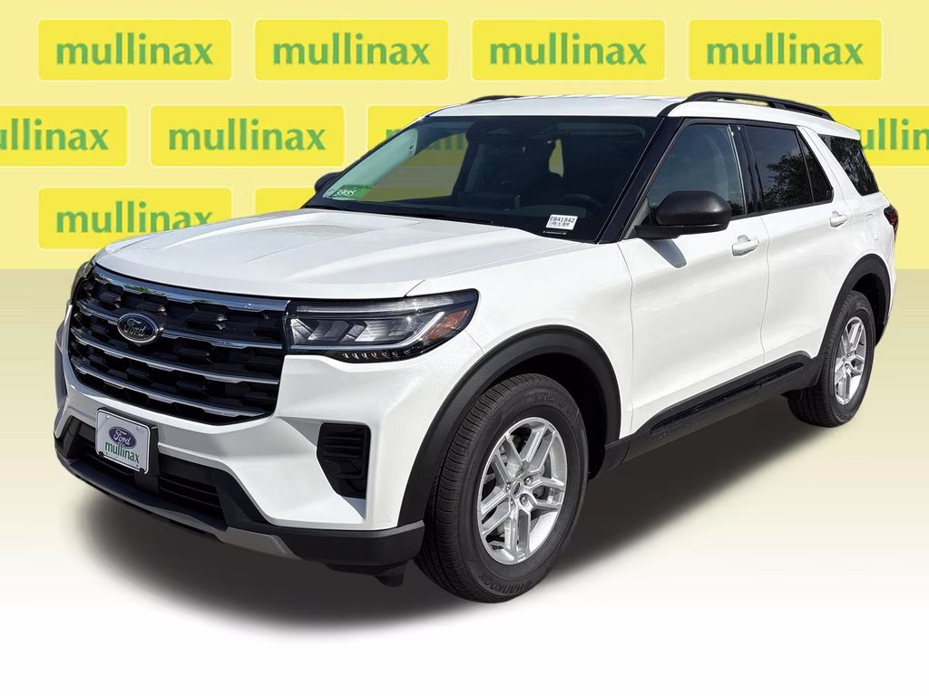 2026 Star White Metallic Tri-Coat Ford Explorer Active RWD SUV
