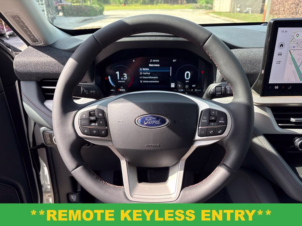 2026 Star White Metallic Tri-Coat Ford Explorer Active RWD SUV